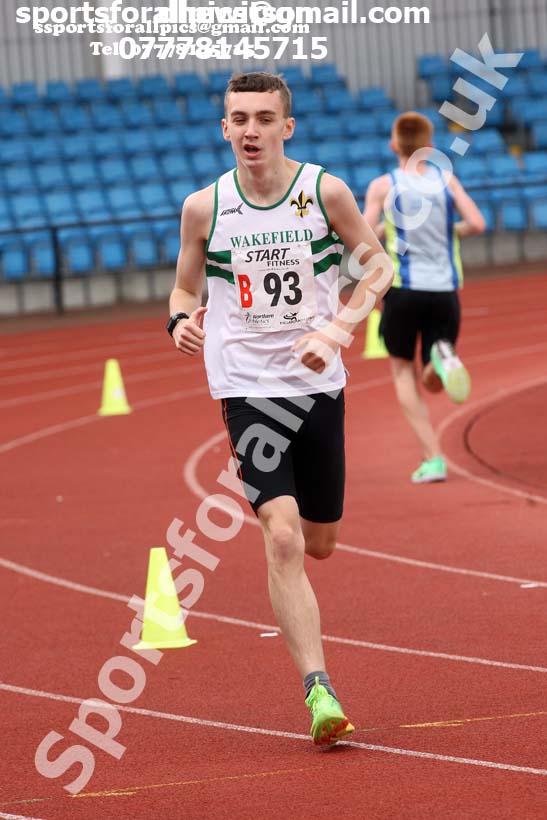 Mens under-17s 3 stage relay, Northern Senior 6 and 4 and Junior Stage Road Relays, SportsCity, Manchester. Photo:  David T. Hewitson/Sports for All Pics